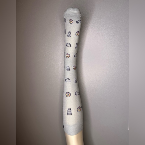 FIGS Compression Socks Size Small S Coffee STAT Donuts nursing medical grey - Picture 5 of 7